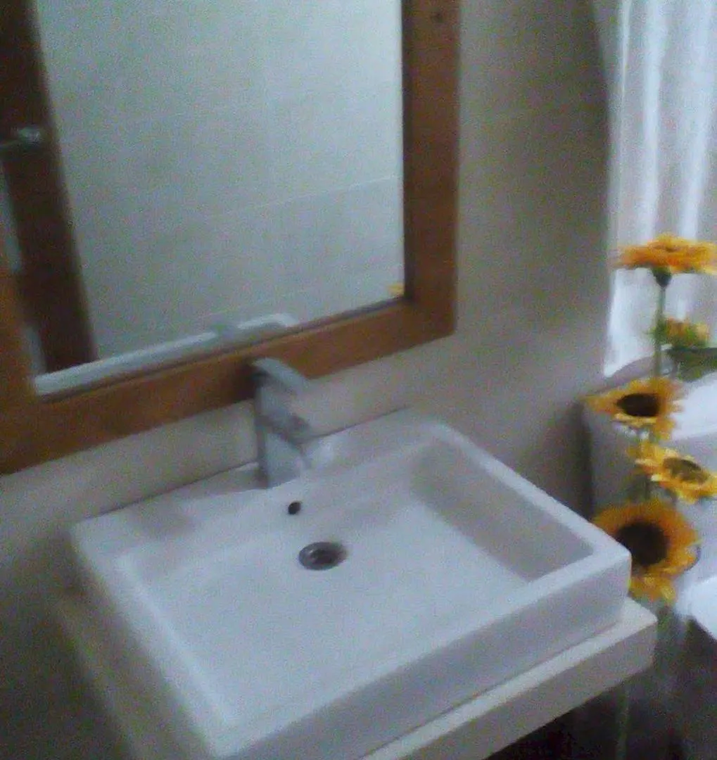 Hotel Capri Кабрера